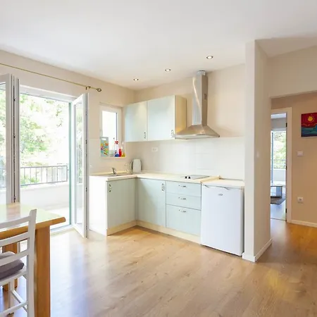 Meri - Puharic Affittacamere